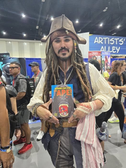 Captain Jack Sparrow cosplayer at SDCC